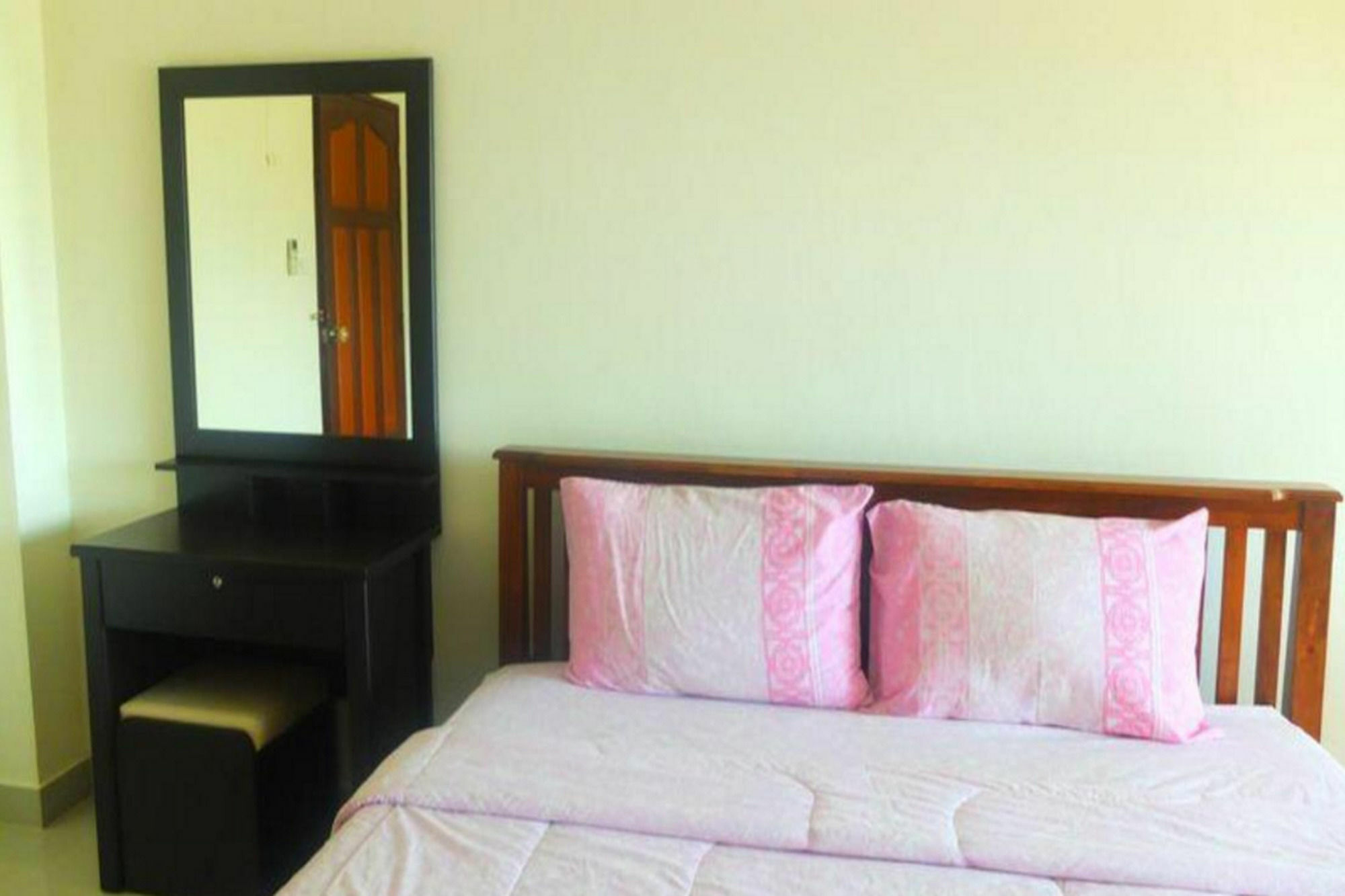 Lk Pavilion Executive Serviced Apartment Pattaya Exterior foto